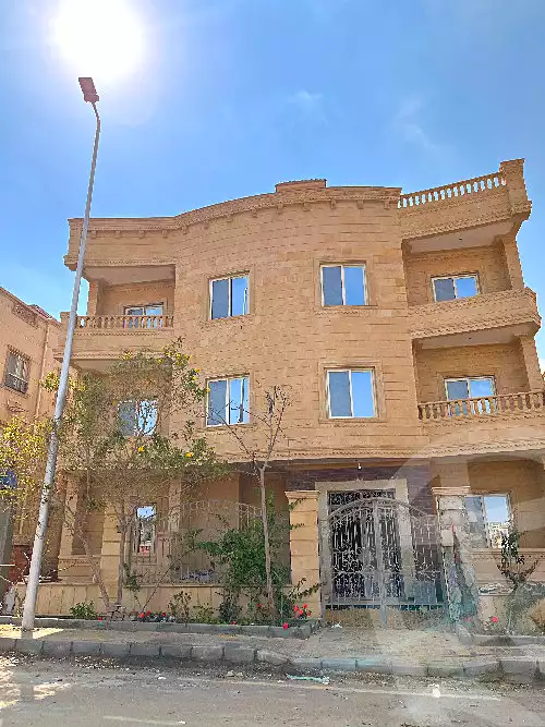 https://aqarmap.com.eg/ar/listing/6939031-for-sale-cairo-new-cairo-el-yassamin-el-yasmeen-2-jafar-ibn-abi-talib-st