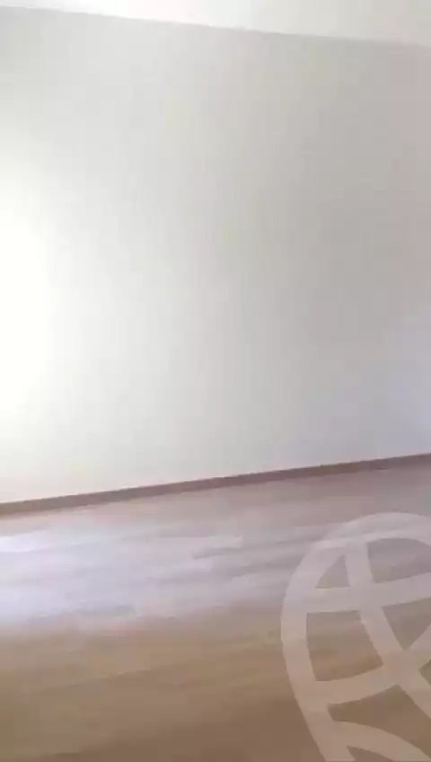 شقة بـ٣ غرف نوم في فيفث سكوير المراسم، صورة ٣ من ١٧