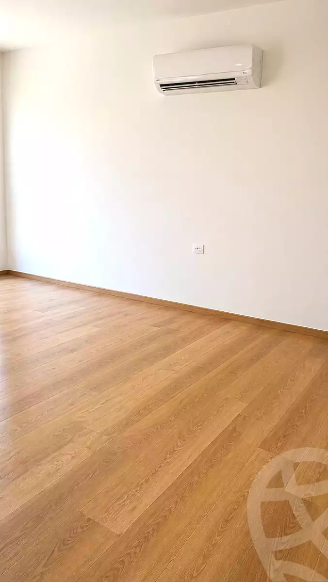 شقة بـ٣ غرف نوم في فيفث سكوير المراسم، صورة ١٧ من ١٧