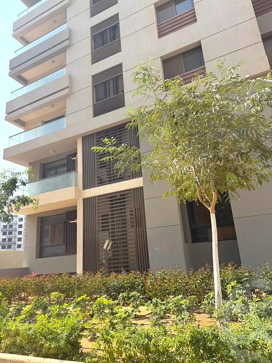 https://aqarmap.com.eg/ar/listing/6939491-for-sale-cairo-new-administrative-capital-mntq-lmstthmryn-blw-fyrt