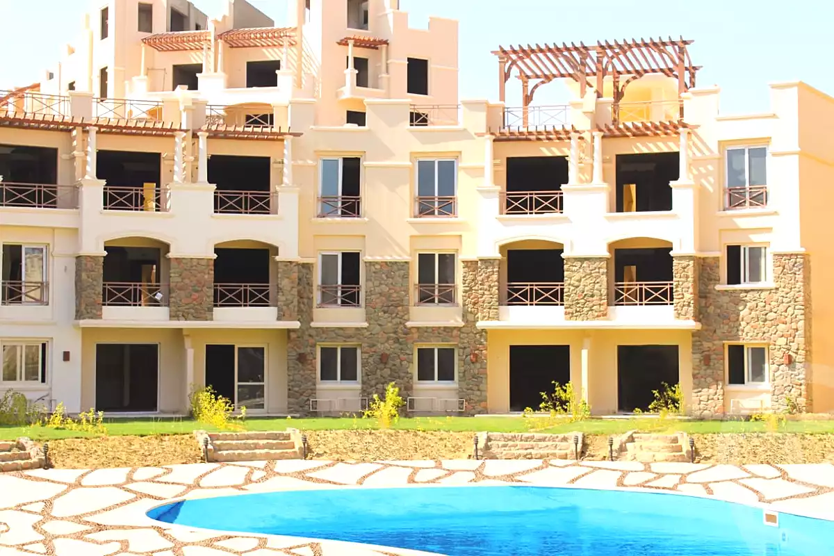 https://aqarmap.com.eg/ar/listing/6939562-for-sale-ain-elsokhna-resorts-blue-blue
