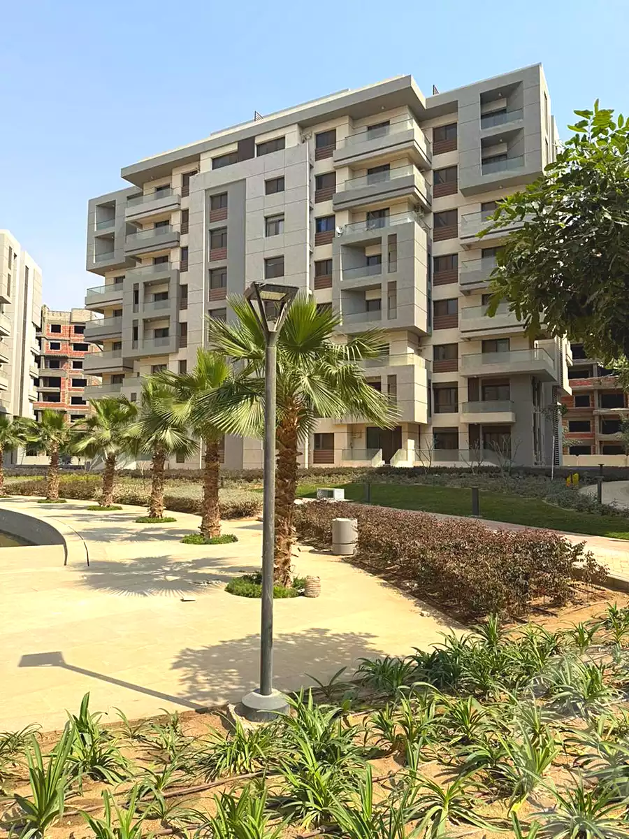 https://aqarmap.com.eg/ar/listing/6939604-for-sale-cairo-new-administrative-capital-mntq-lmstthmryn-blw-fyrt
