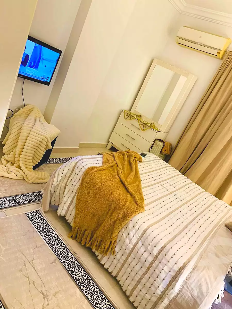 https://aqarmap.com.eg/en/listing/6939980-for-sale-cairo-helwan-hadayek-helwan-nile-corniche-st