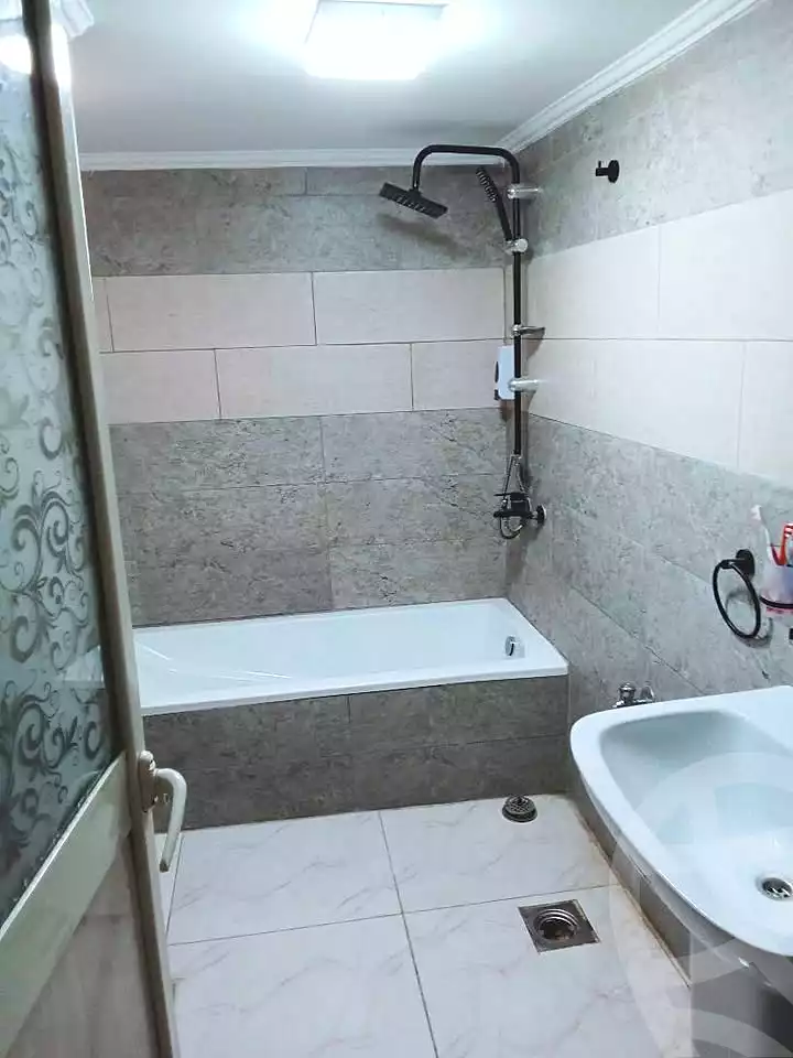 https://aqarmap.com.eg/en/listing/6940024-for-sale-cairo-imbaba-el-kit-kat