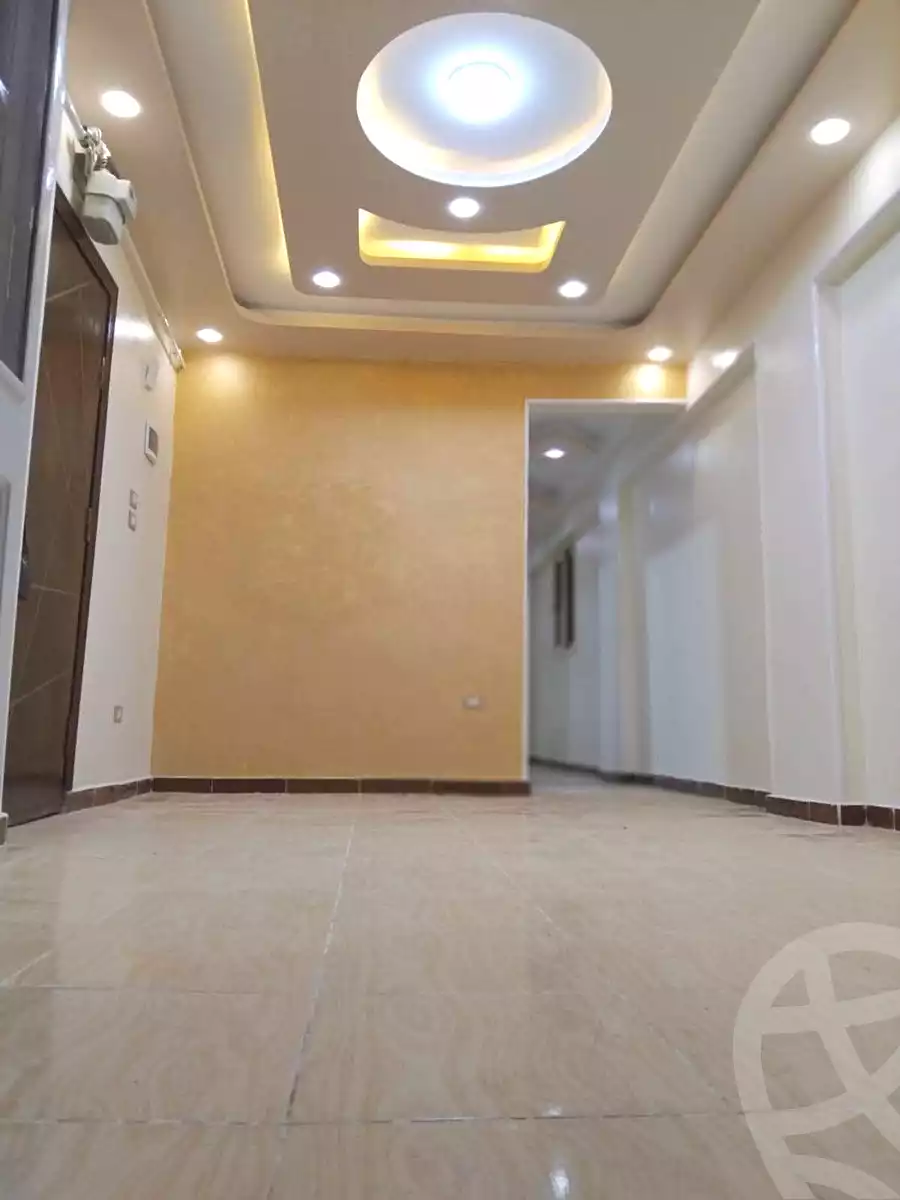 https://aqarmap.com.eg/ar/listing/6940211-for-sale-alexandria-miami-el-sebaey-st