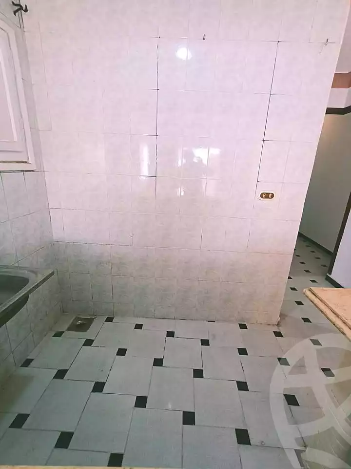 https://aqarmap.com.eg/ar/listing/6940512-for-sale-alexandria-al-agamy-shataa-el-nakheel
