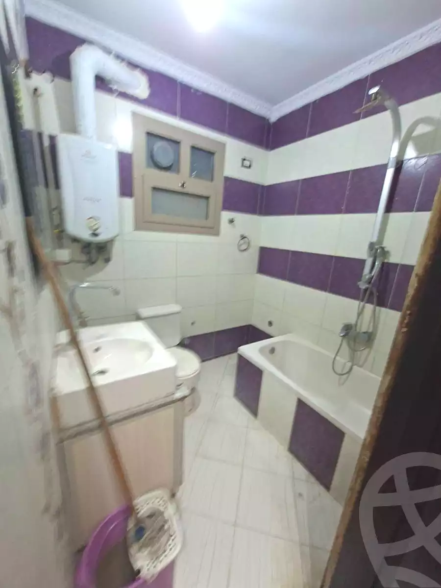 https://aqarmap.com.eg/en/listing/6941253-for-sale-cairo-helwan-helwan-el-sharkeya-mostafa-safwat-st