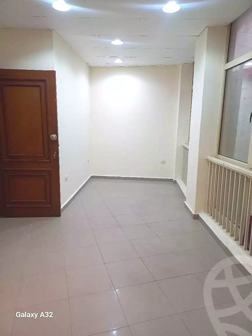 https://aqarmap.com.eg/en/listing/6942374-for-rent-cairo-el-sheikh-zayed-city-compounds-rawdet-zayed