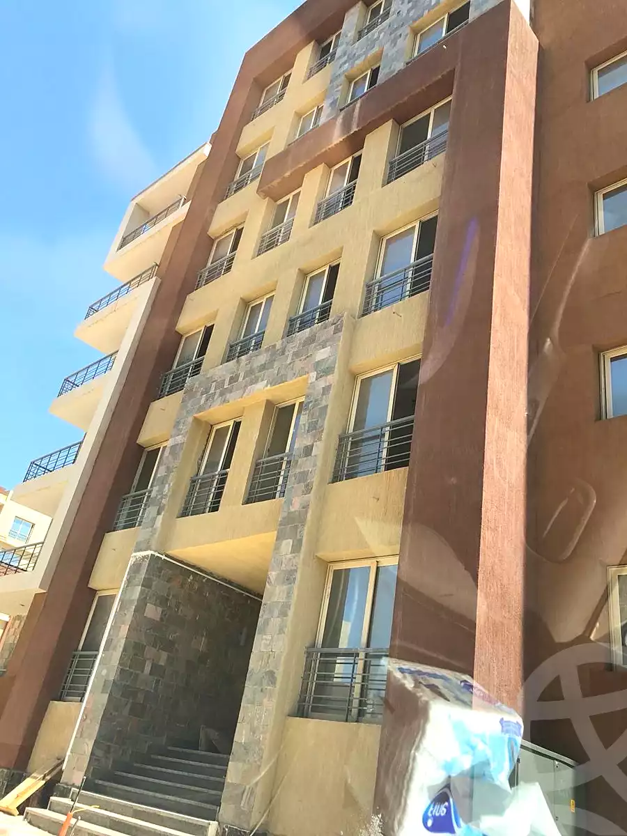 https://aqarmap.com.eg/ar/listing/6942366-for-sale-cairo-new-cairo-compounds-dar-misr-el-koronfel