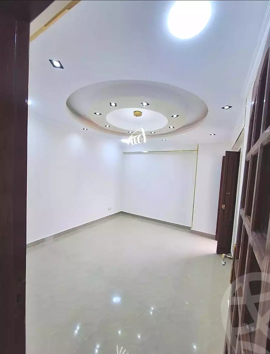 https://aqarmap.com.eg/ar/listing/6942936-for-sale-alexandria-sydy-bshr-sydy-bshr-bhry-street-15