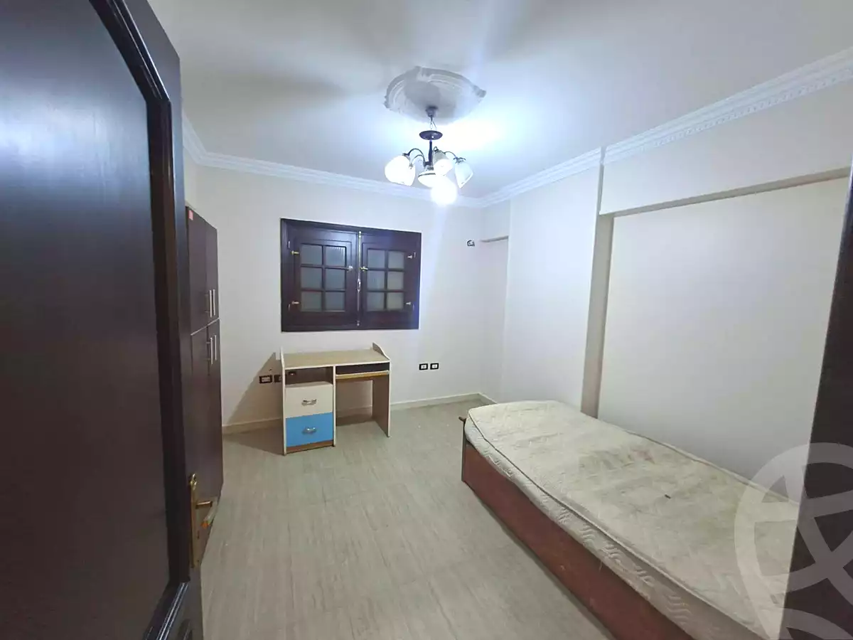 https://aqarmap.com.eg/ar/listing/6942933-for-sale-cairo-helwan-helwan-el-sharkeya-mostafa-safwat-st