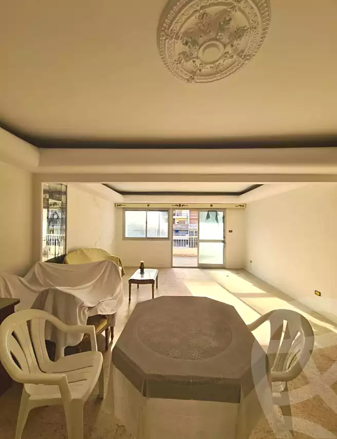 https://aqarmap.com.eg/ar/listing/6942947-for-sale-alexandria-el-asafra-shr-45