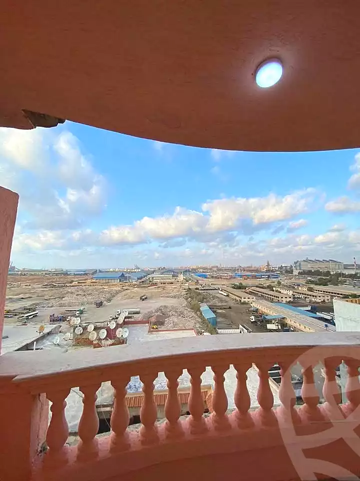 https://aqarmap.com.eg/ar/listing/6943086-for-sale-alexandria-al-agamy-lbytsh