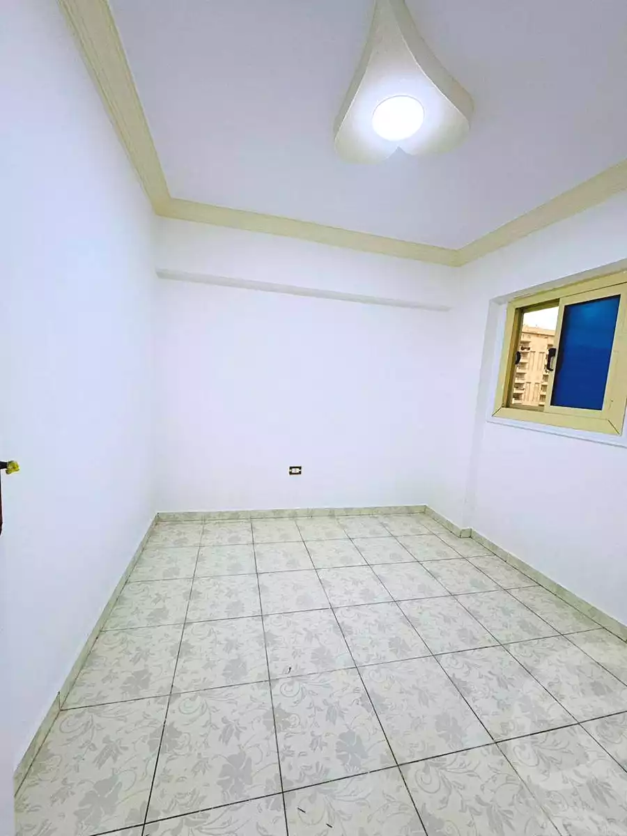 https://aqarmap.com.eg/ar/listing/6943125-for-sale-alexandria-al-agamy-shataa-el-nakheel