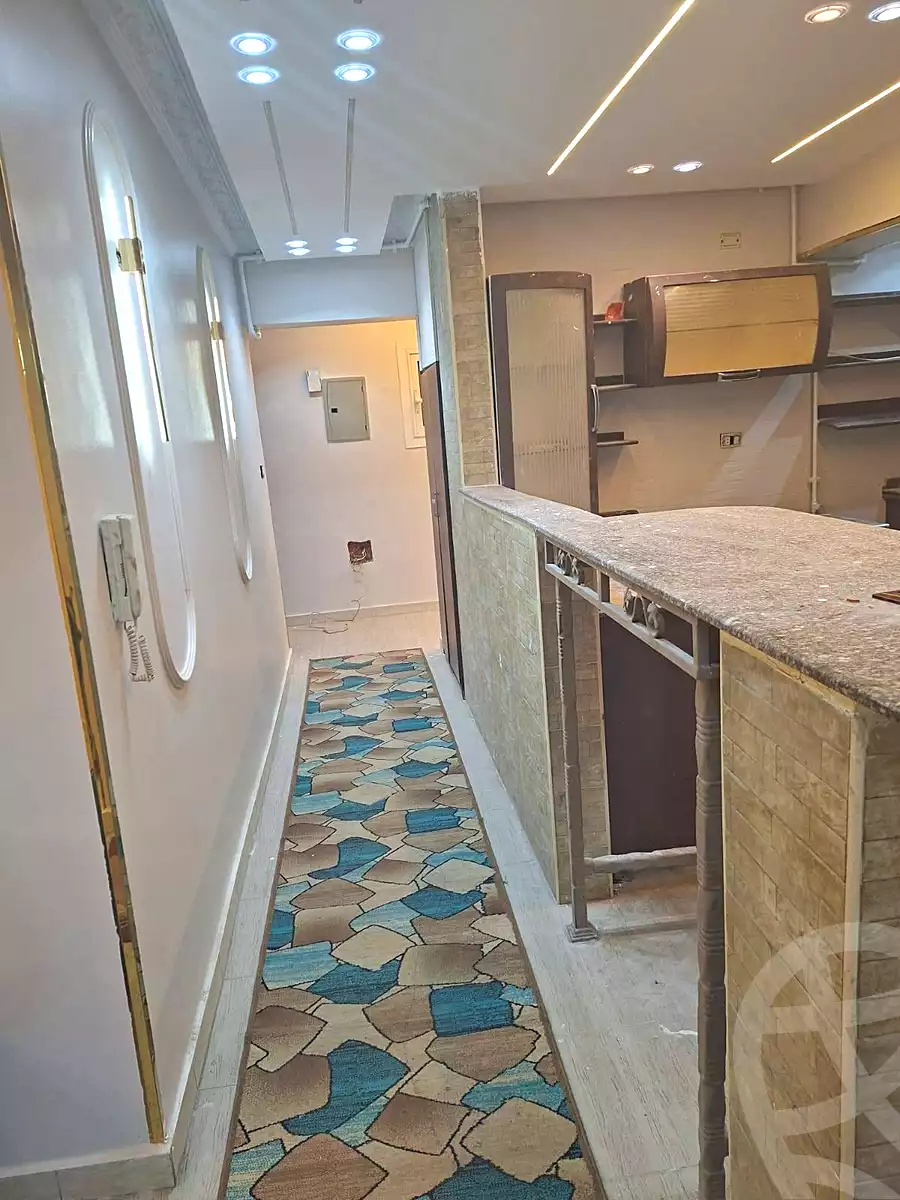 https://aqarmap.com.eg/ar/listing/6943304-for-sale-cairo-helwan-helwan-el-sharkeya-mostafa-safwat-st