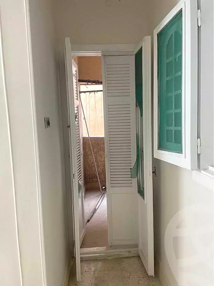 https://aqarmap.com.eg/ar/listing/6943412-for-rent-alexandria-al-agamy-el-hanouvel-el-kholafaa-el-rashdeen-st