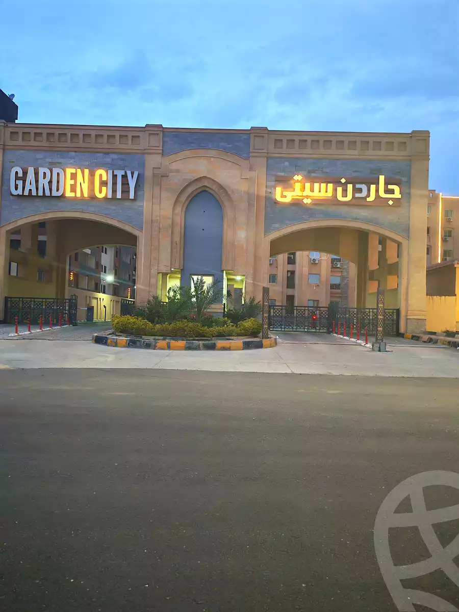 https://aqarmap.com.eg/en/listing/6943420-for-sale-cairo-6th-of-october-compounds-garden-city-october