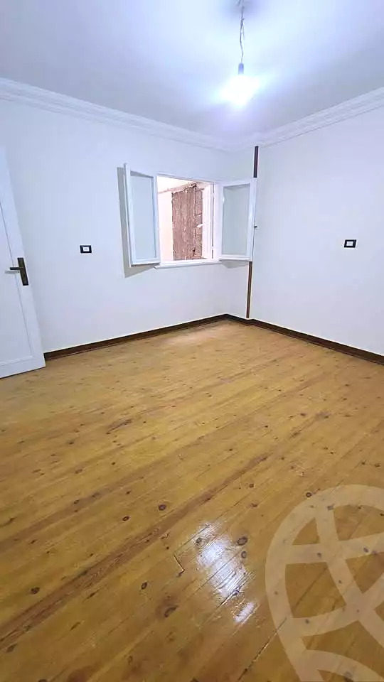 https://aqarmap.com.eg/en/listing/6943844-for-sale-alexandria-el-mandara-alex-el-mandara-bahri
