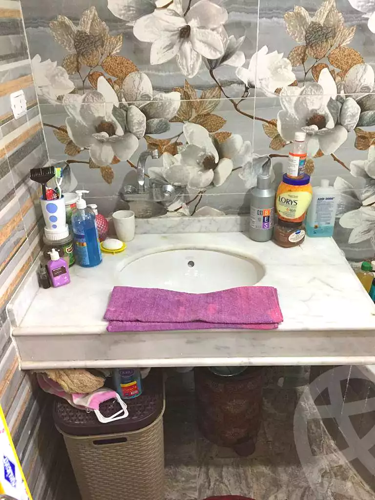 https://aqarmap.com.eg/ar/listing/6943850-for-sale-alexandria-new-miami-mostafa-kamel-sttt