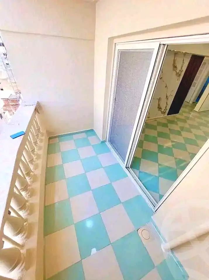 https://aqarmap.com.eg/en/listing/6943888-for-sale-alexandria-sydy-bshr-sydy-bshr-bhry-shr-khld-bn-lwlyd