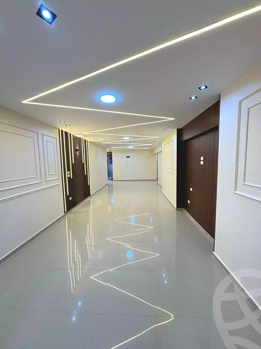 https://aqarmap.com.eg/ar/listing/6943914-for-sale-alexandria-sydy-bshr-sydy-bshr-bhry-shr-mhmwd-l-yswy
