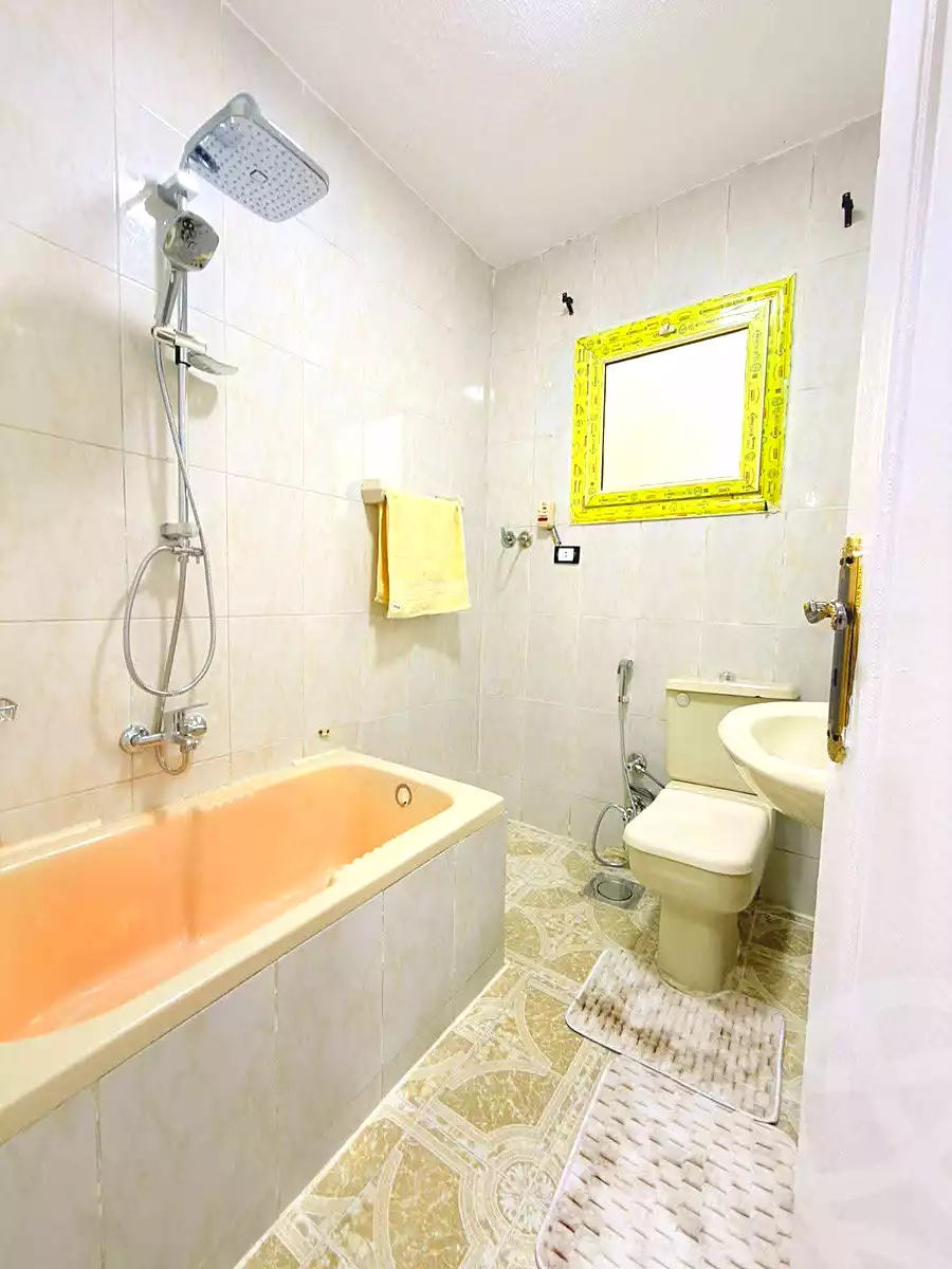https://aqarmap.com.eg/ar/listing/6943965-for-sale-alexandria-al-agamy-shataa-el-nakheel