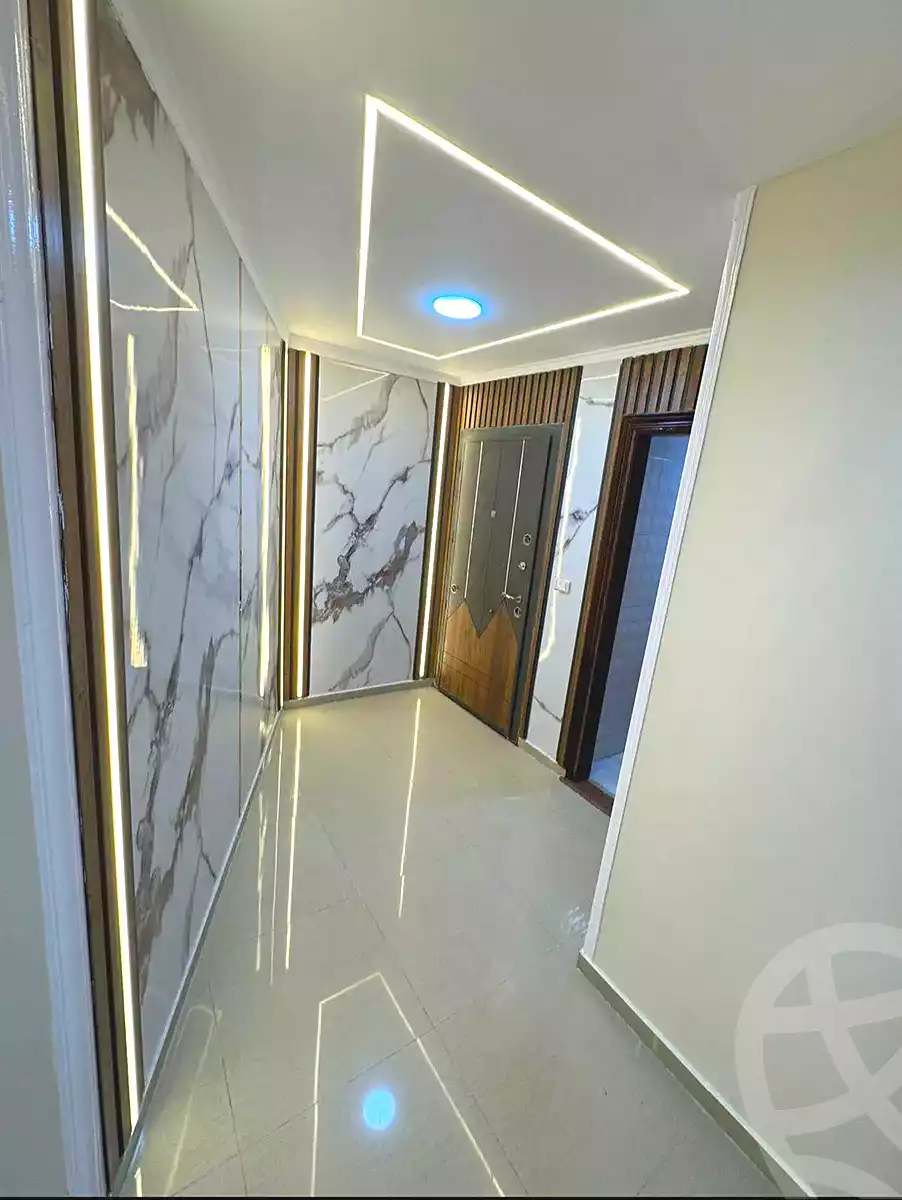 https://aqarmap.com.eg/ar/listing/6944001-for-sale-alexandria-sydy-bshr-sydy-bshr-bhry-shr-mhmwd-l-yswy