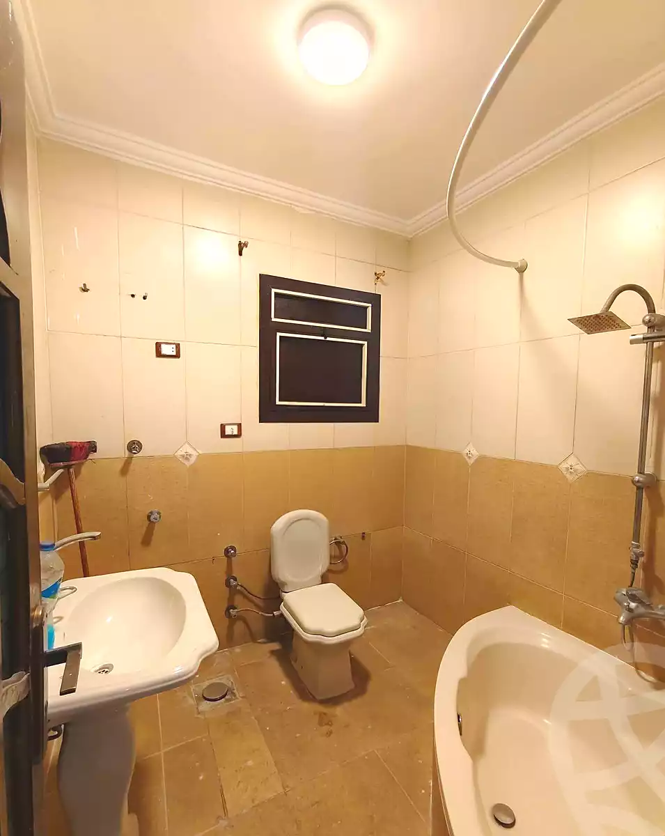 https://aqarmap.com.eg/ar/listing/6944638-for-sale-alexandria-al-agamy-lbytsh-bianchiii