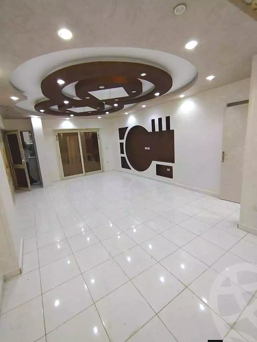 https://aqarmap.com.eg/ar/listing/6944988-for-sale-alexandria-al-agamy-lbytsh-al-kaada-st