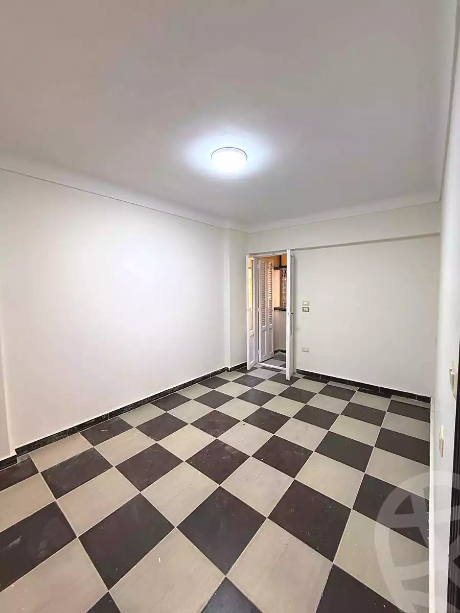 https://aqarmap.com.eg/ar/listing/6945213-for-rent-alexandria-sydy-bshr-sydy-bshr-bhry-shr-mhmd-njyb