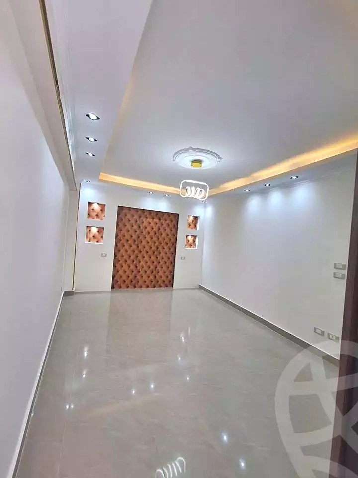 https://aqarmap.com.eg/ar/listing/6945753-for-sale-alexandria-sydy-bshr-sydy-bshr-bhry-street-15