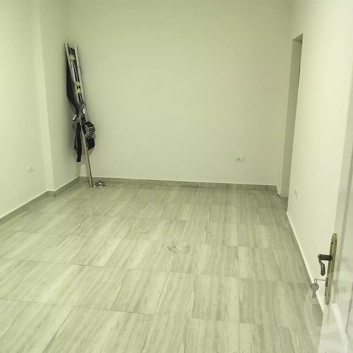 https://aqarmap.com.eg/ar/listing/6946085-for-rent-cairo-ain-shams-jsr-lswys