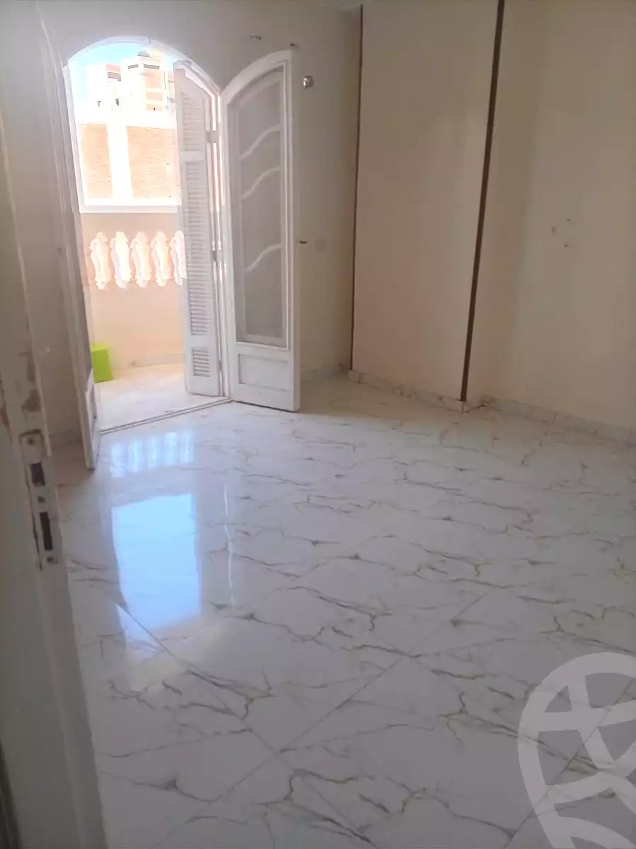 https://aqarmap.com.eg/ar/listing/6946190-for-rent-dakahlia-mansoura-el-mansoura-city-al-teraa-st