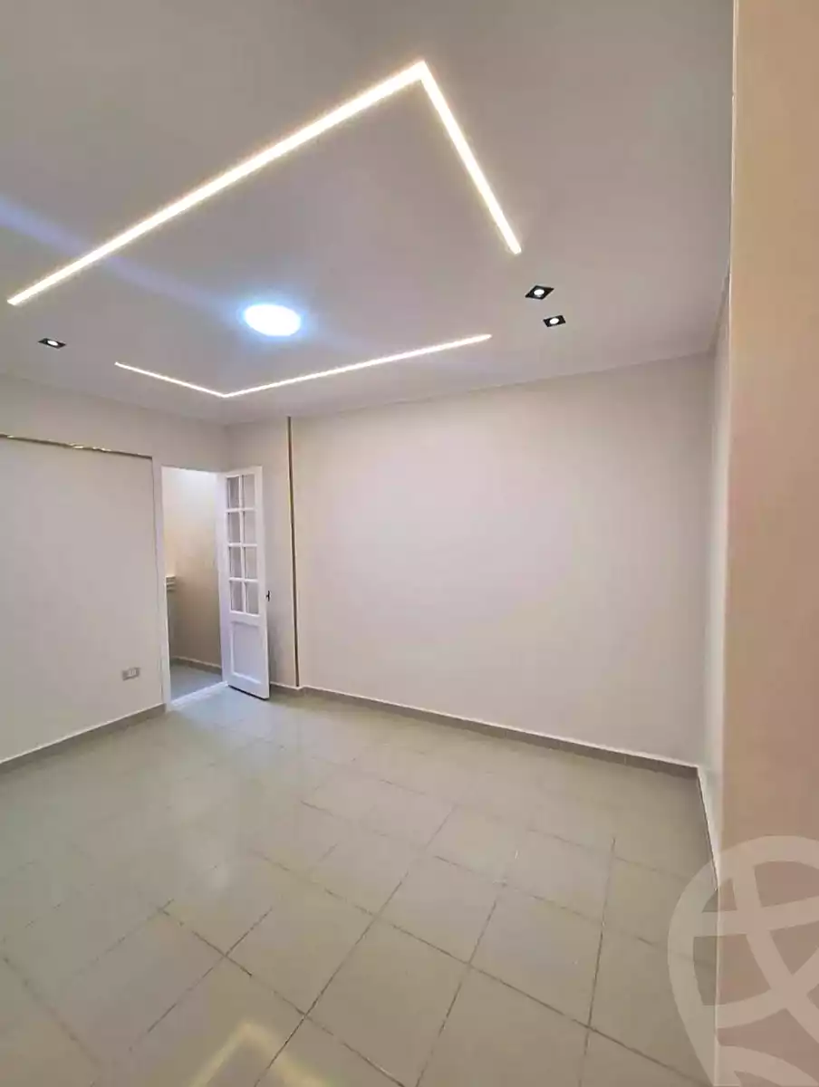 https://aqarmap.com.eg/ar/listing/6946243-for-sale-alexandria-sydy-bshr-sydy-bshr-bhry