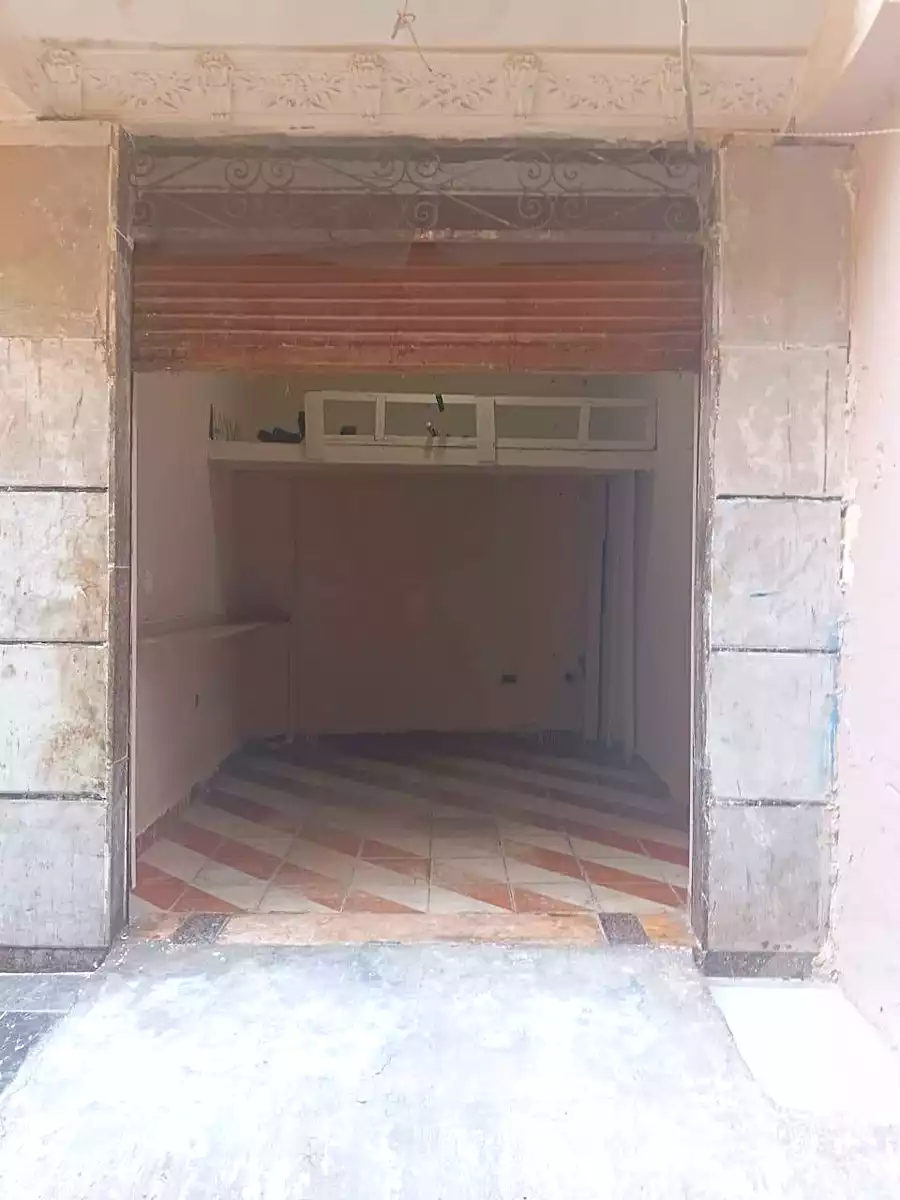 https://aqarmap.com.eg/en/listing/6946426-for-rent-alexandria-bakoos-al-kamel-st