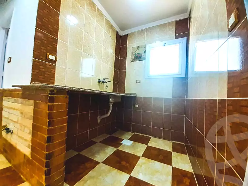 https://aqarmap.com.eg/ar/listing/6946522-for-sale-alexandria-al-agamy-shataa-el-nakheel-no-9-st