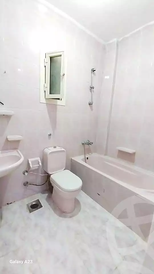 https://aqarmap.com.eg/ar/listing/6946686-for-sale-alexandria-al-agamy-shataa-el-nakheel-street-45
