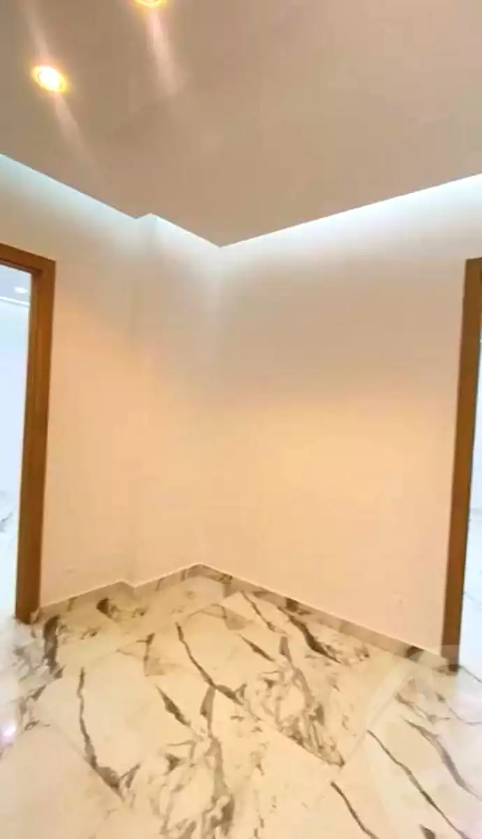 https://aqarmap.com.eg/ar/listing/6946705-for-sale-alexandria-sydy-bshr-sydy-bshr-bhry-shr-mhmwd-l-yswy