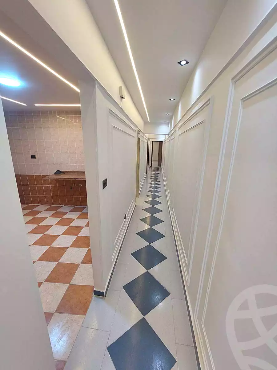 https://aqarmap.com.eg/ar/listing/6946818-for-sale-alexandria-miami-mahmoud-el-isawy-st