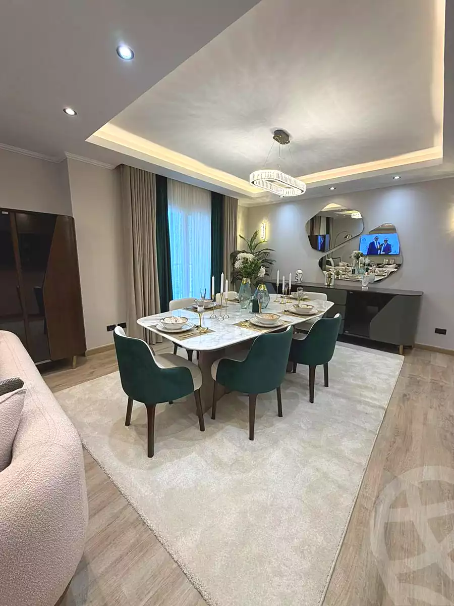 https://aqarmap.com.eg/ar/listing/6946940-for-sale-cairo-new-cairo-compounds-jadie-residence-concrete