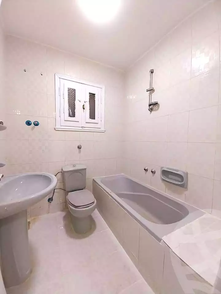 https://aqarmap.com.eg/en/listing/6947754-for-sale-alexandria-al-agamy-shataa-el-nakheel