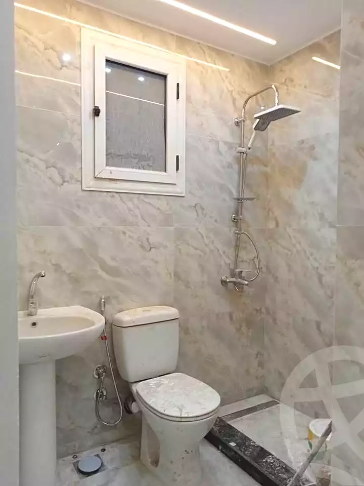 https://aqarmap.com.eg/ar/listing/6947991-for-sale-alexandria-sydy-bshr-sydy-bshr-bhry-shr-mhmwd-l-yswy