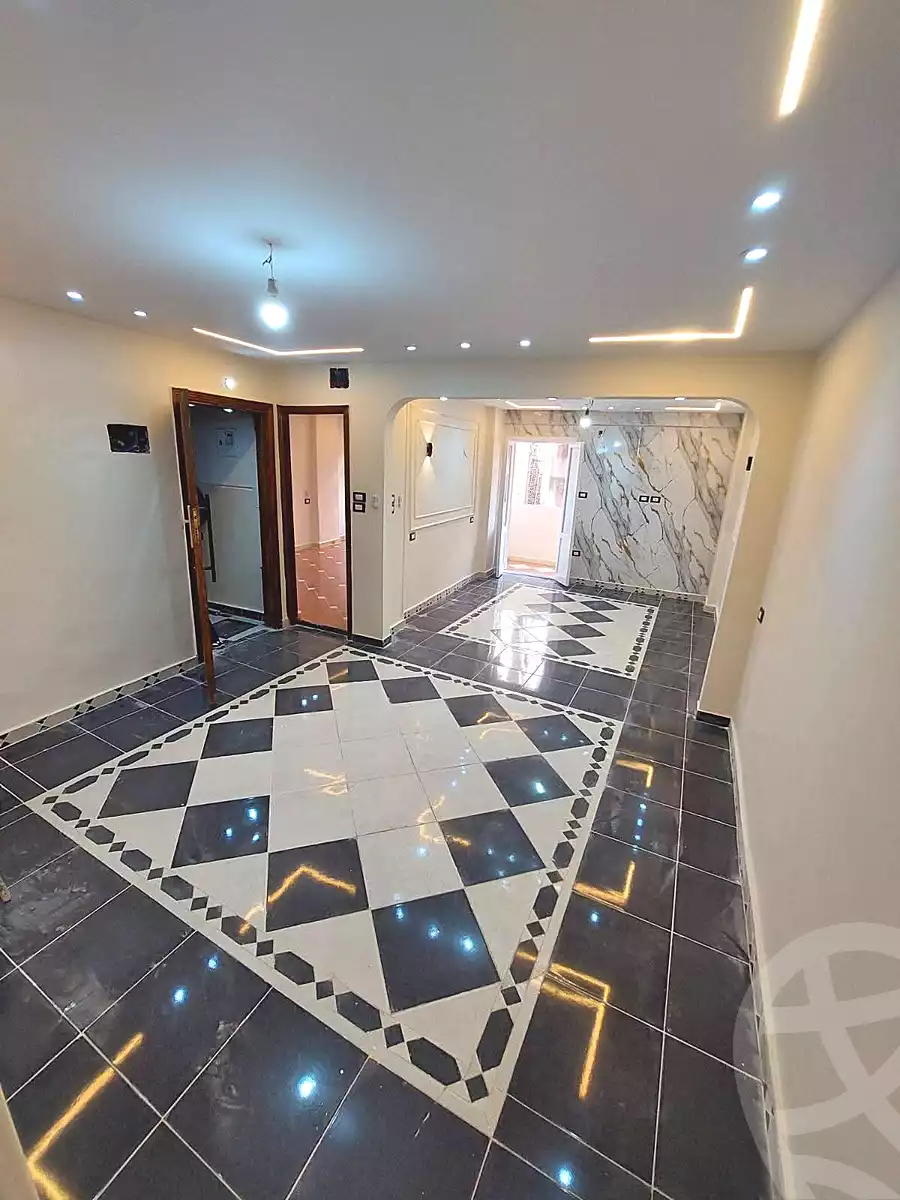 https://aqarmap.com.eg/ar/listing/6948026-for-sale-alexandria-miami-mahmoud-el-isawy-st