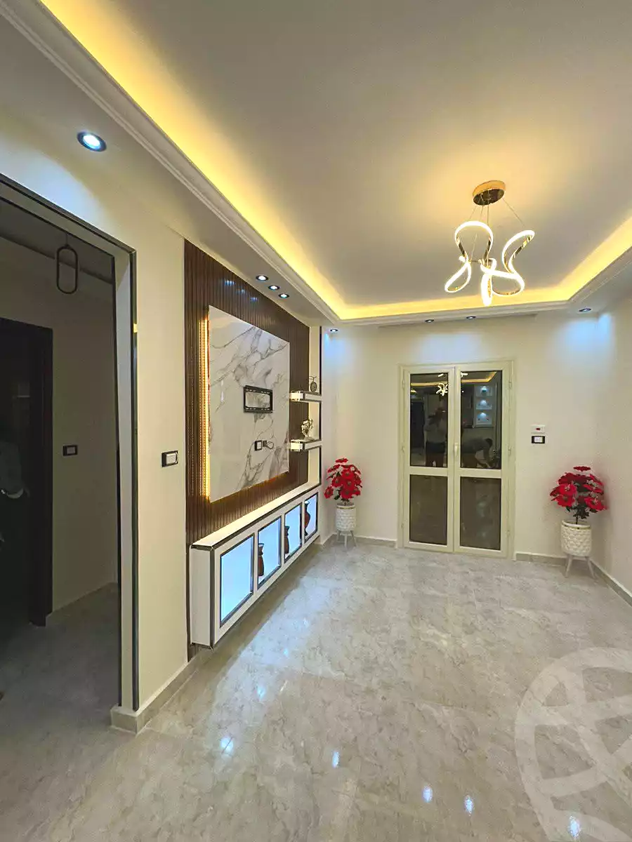 https://aqarmap.com.eg/ar/listing/6948502-for-sale-cairo-ain-shams-ahmed-esmat-st