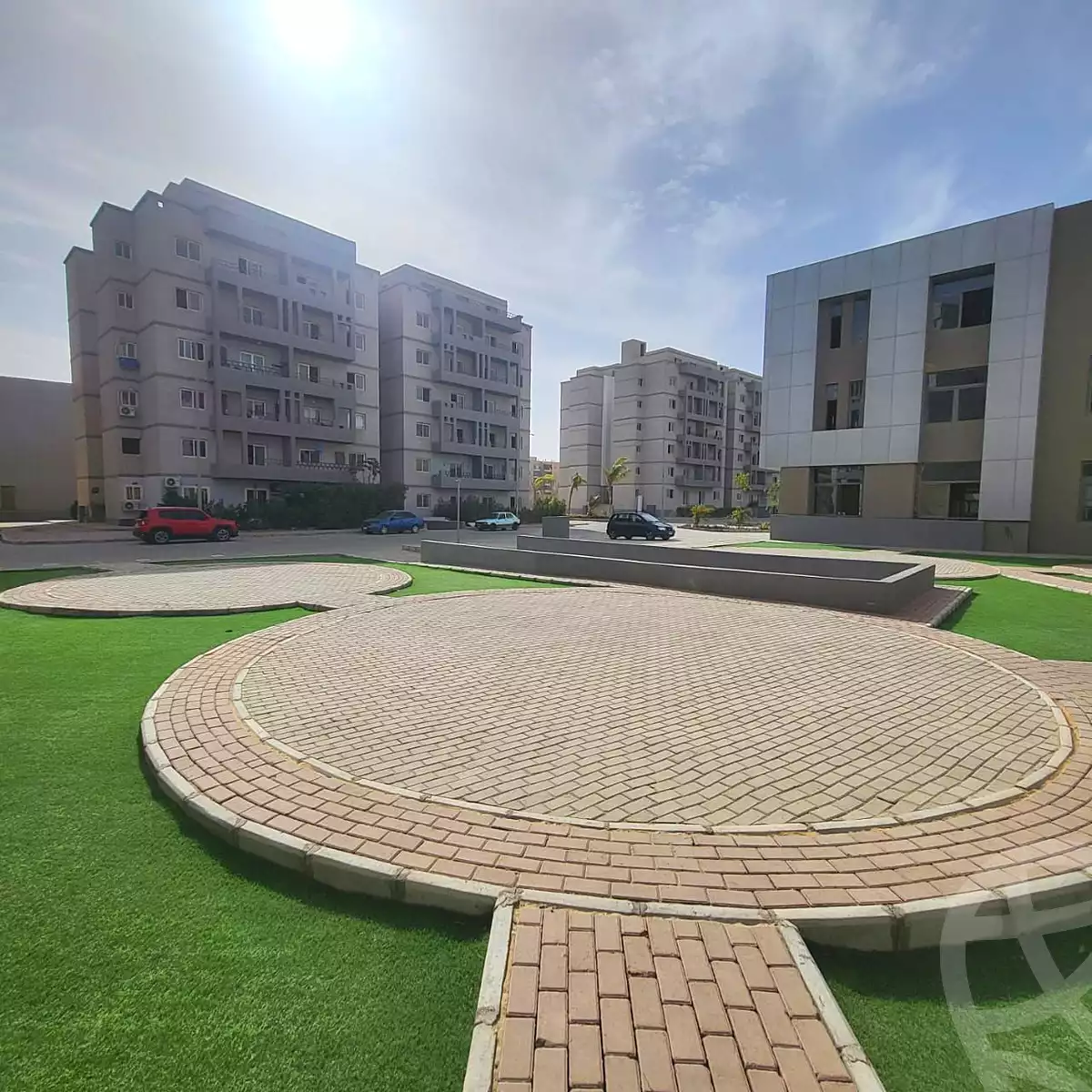 https://aqarmap.com.eg/ar/listing/6948874-for-sale-cairo-6th-of-october-hadaeq-october-compounds-sun-capital
