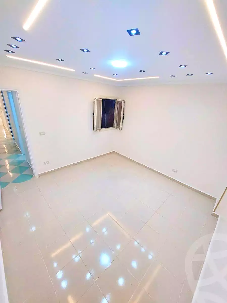 https://aqarmap.com.eg/ar/listing/6949189-for-sale-alexandria-sydy-bshr-sydy-bshr-bhry-shr-mhmwd-l-yswy
