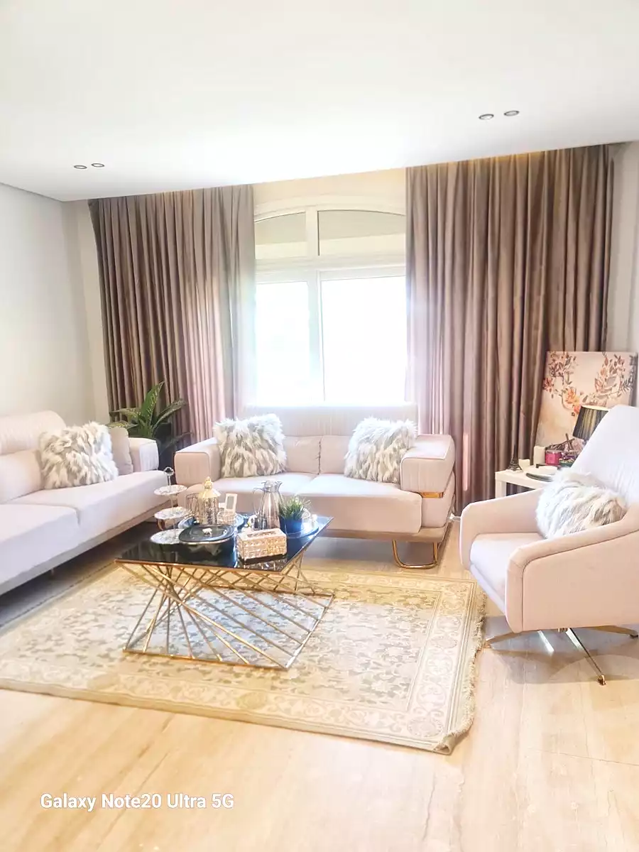 https://aqarmap.com.eg/ar/listing/6949481-for-rent-cairo-new-cairo-compounds-stwn-ryzydns-by-ar-y-llttwyr