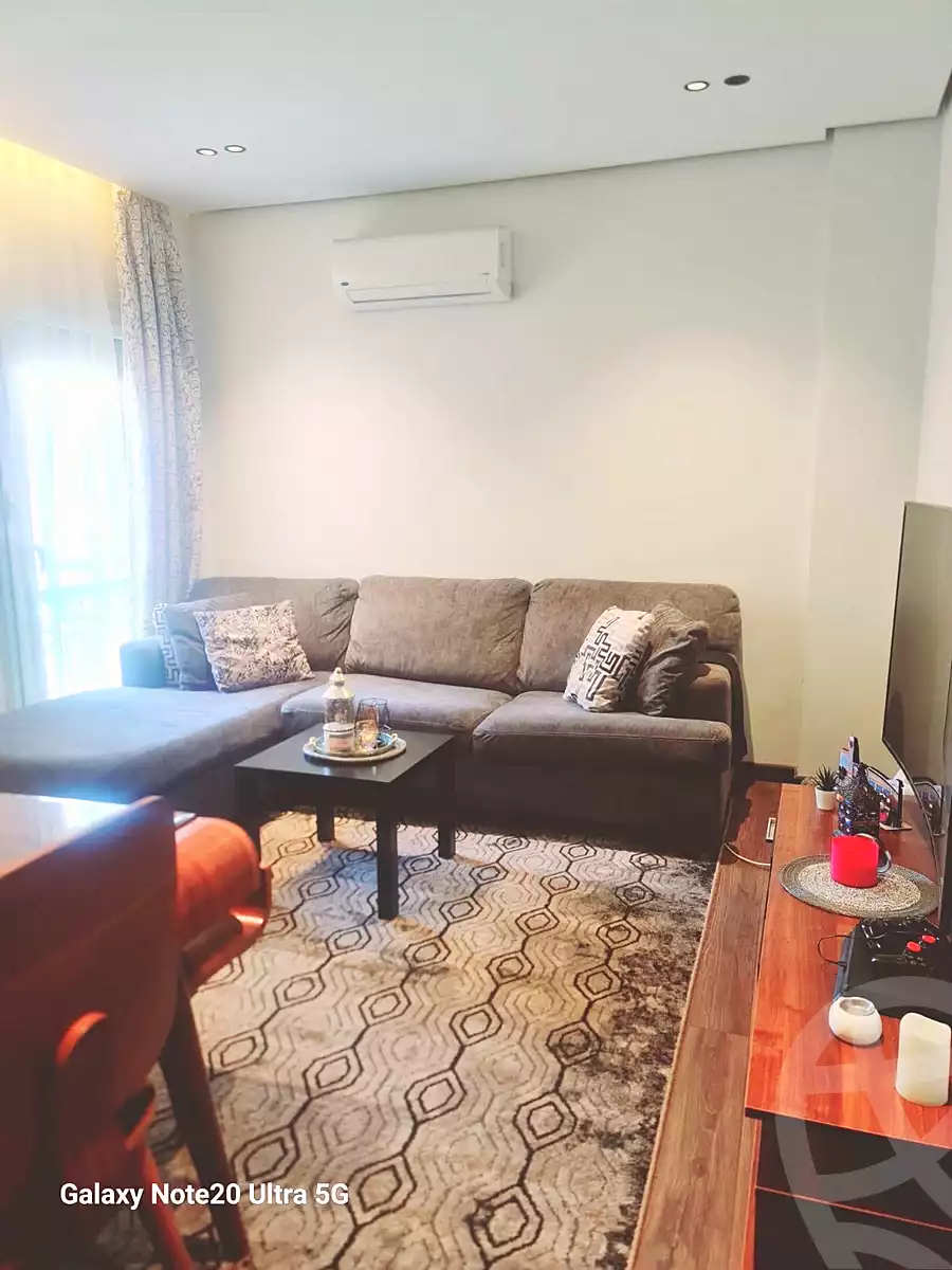 https://aqarmap.com.eg/ar/listing/6949481-for-rent-cairo-new-cairo-compounds-stwn-ryzydns-by-ar-y-llttwyr