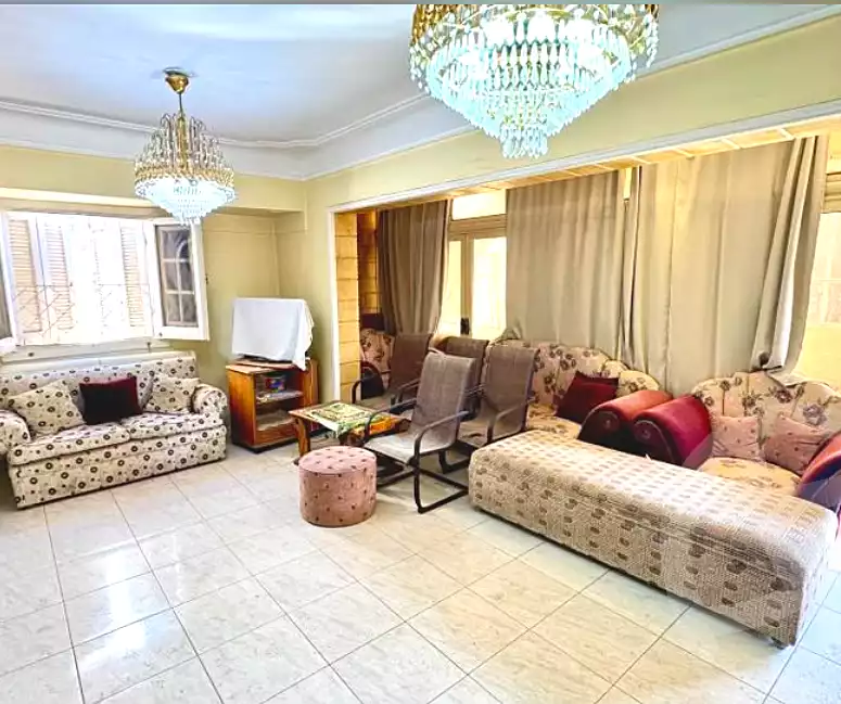https://aqarmap.com.eg/ar/listing/6950057-for-sale-alexandria-sydy-bshr-sydy-bshr-bhry-shr-mhmd-njyb