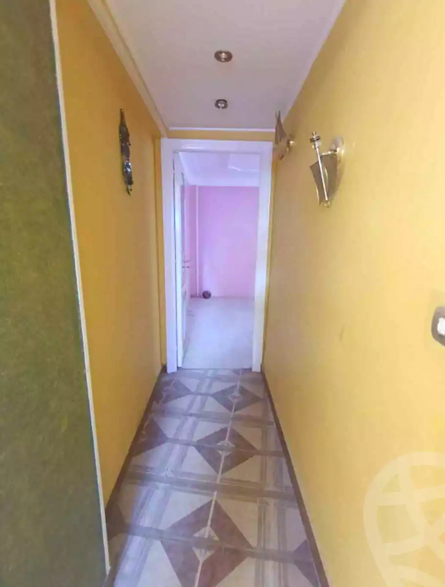 https://aqarmap.com.eg/ar/listing/6950076-for-sale-alexandria-el-asafra-l-sfr-qbly
